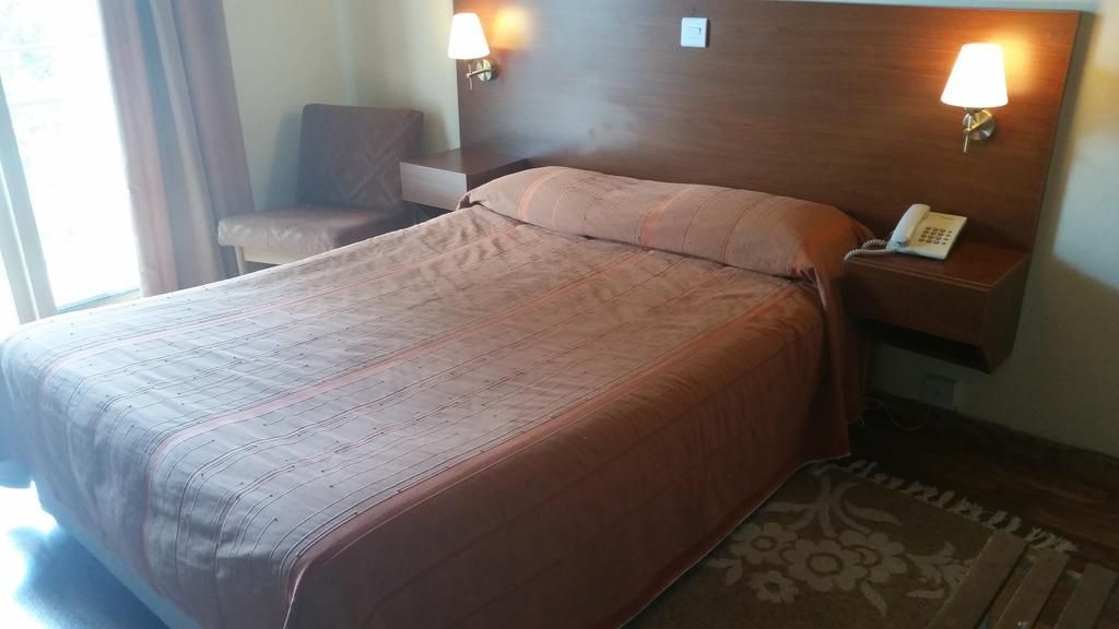 Edelweiss Hotel Платрес Стая снимка