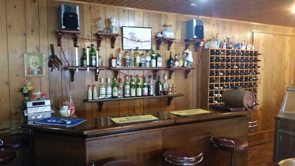 Edelweiss Hotel Платрес Екстериор снимка